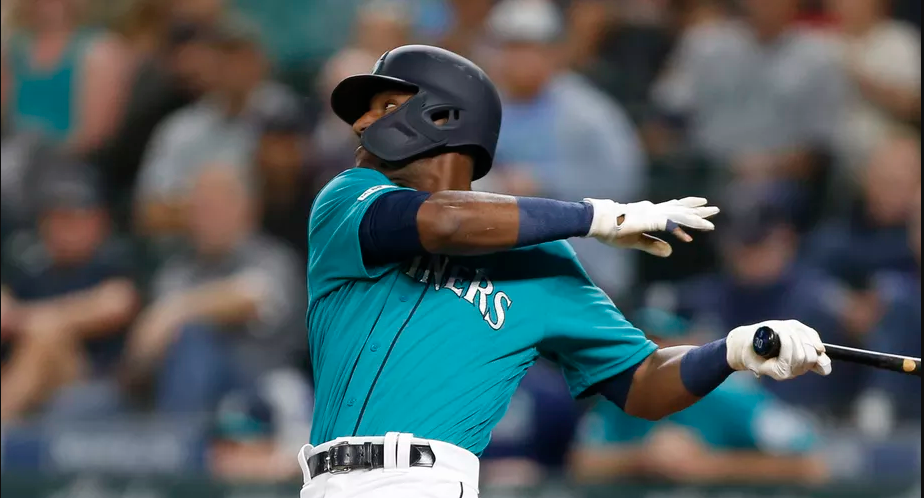 Kyle Lewis is an Early ROY Favorite - July 26th, 2020 - Fantasy Baseball  2023